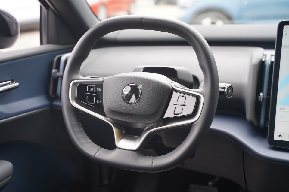 Volvo EX30 Extended Range Ultra 5d