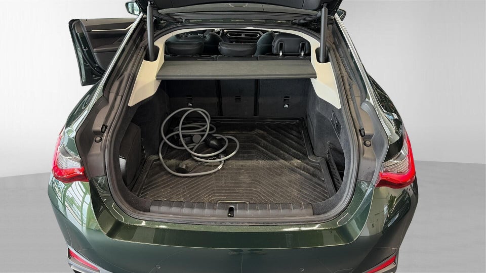 BMW i4 eDrive40 Charged Plus 5d