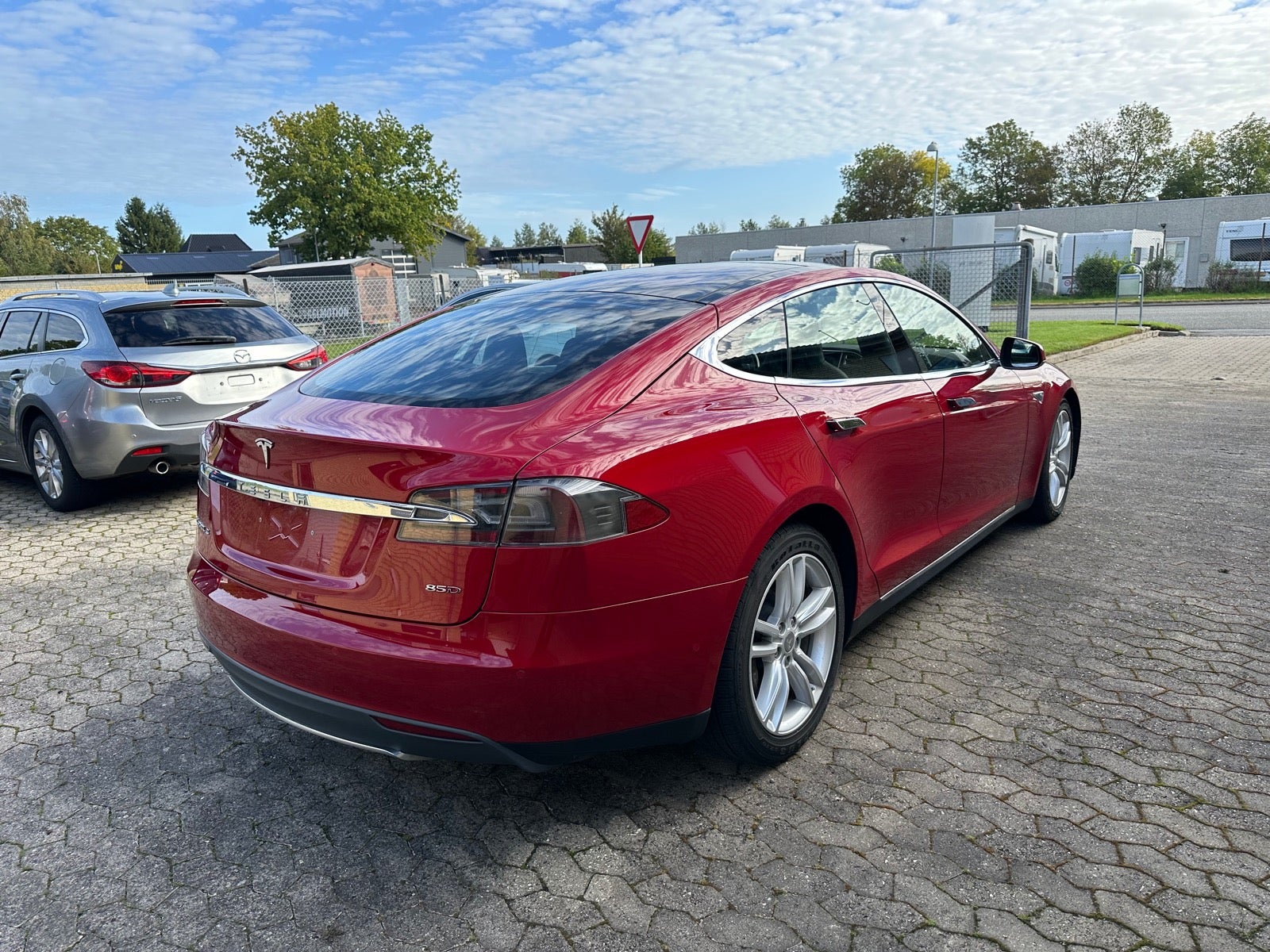Tesla Model S 85D 385ch 4x4 - Supercharge gratuite - Soh 92.2 % - Suspension pneumatique neuve - CCS amélioré