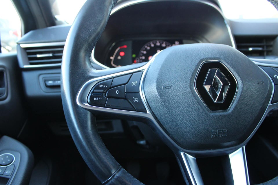 Renault Clio V 1,0 TCe 100 Intens 5d