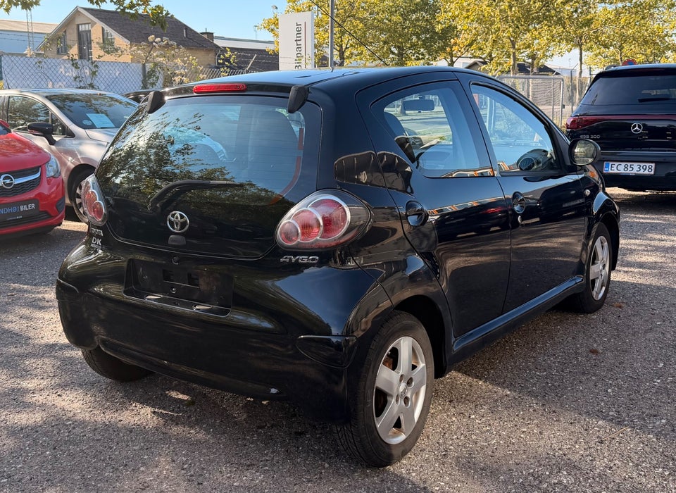 Toyota Aygo 1,0 VVT-i T1 5d