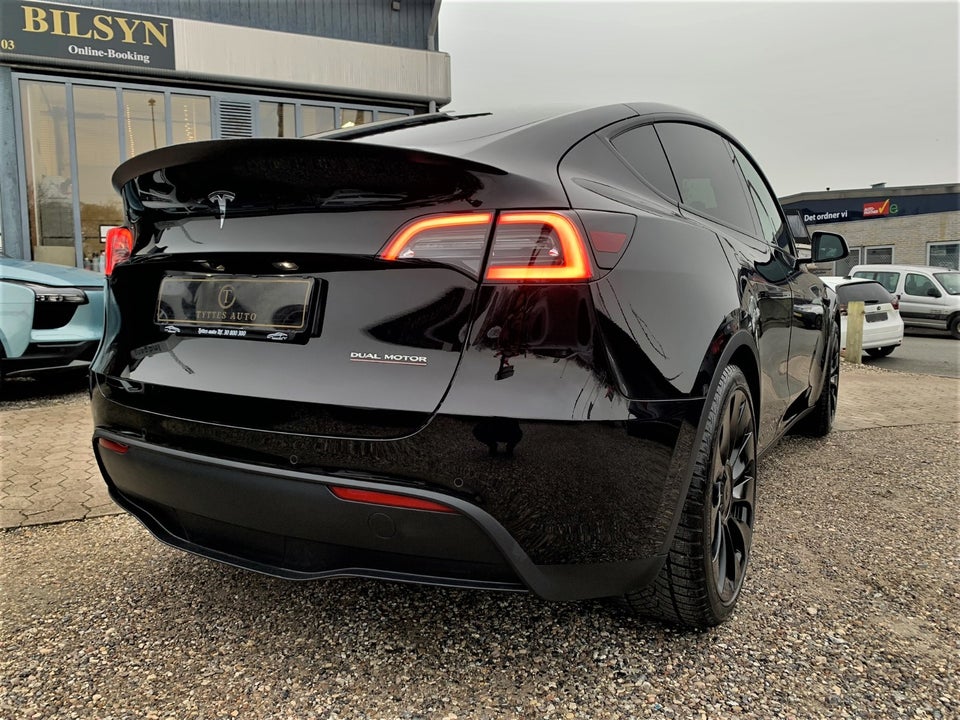 Tesla Model Y Performance AWD 5d