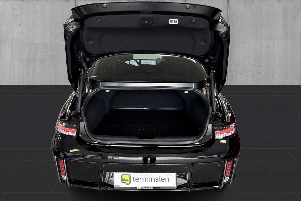 Hyundai Ioniq 6 77 Ultimate Black 4d