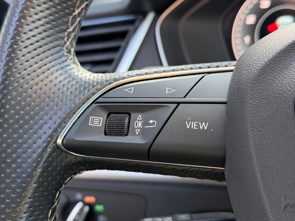 Audi Q5 50 TFSi e S-line quattro S-tr. 5d