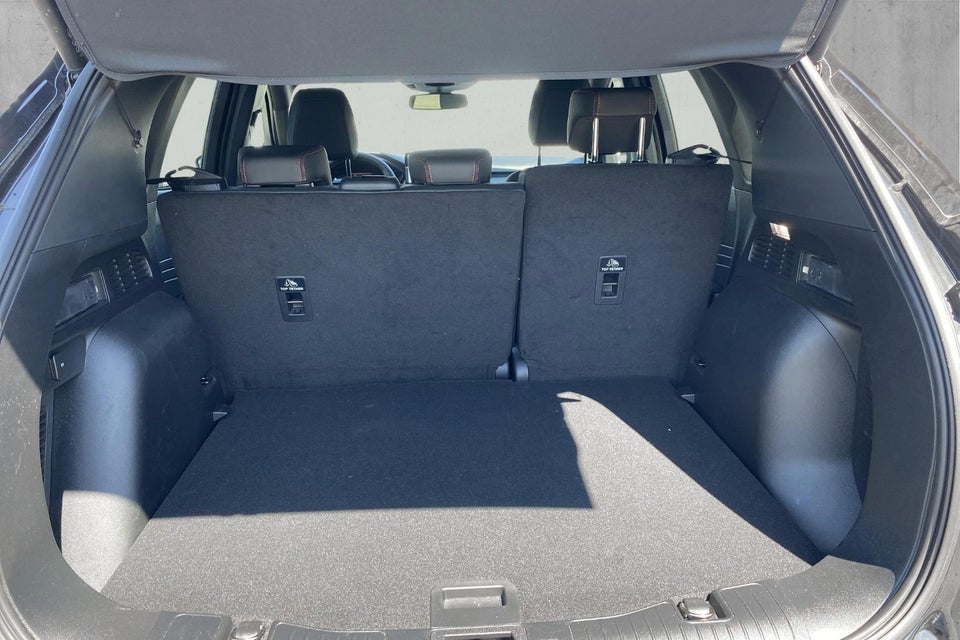 Ford Kuga 2,5 PHEV ST-Line X CVT 5d
