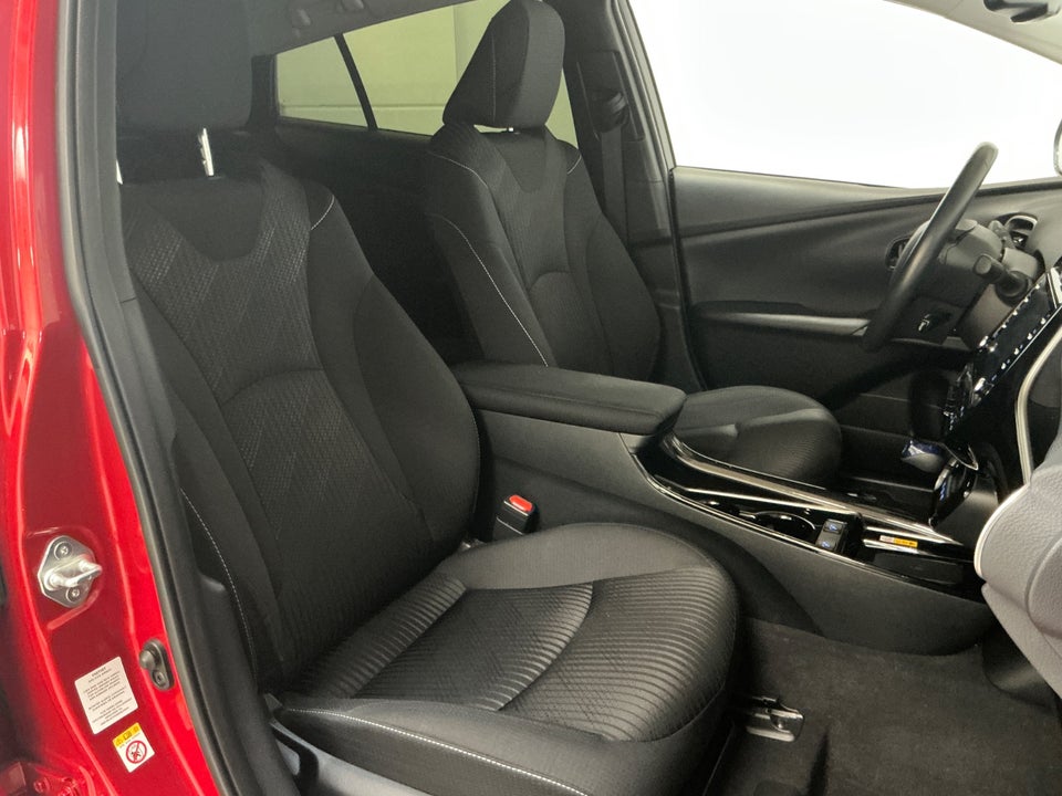 Toyota Prius 1,8 Plug-in Hybrid Solar MDS 5d