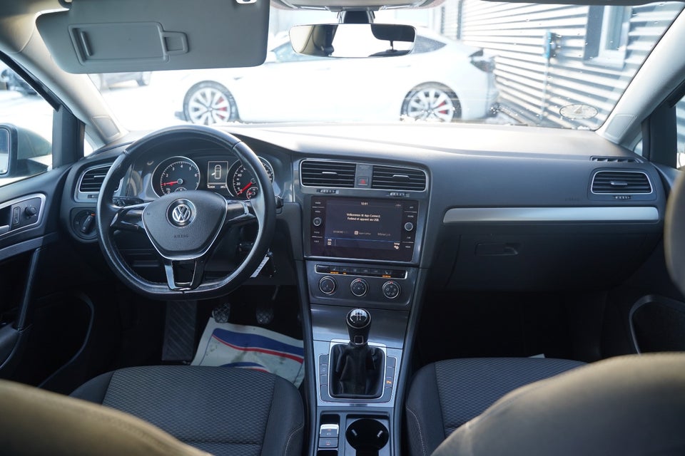 VW Golf VII 1,0 TSi 85 Trendline 5d