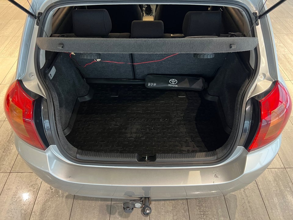 Toyota Corolla 1,4 Sol 5d