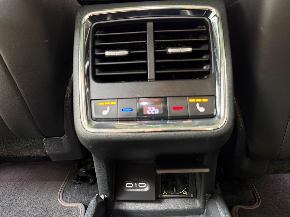 Skoda Enyaq 80 iV Suite 5d