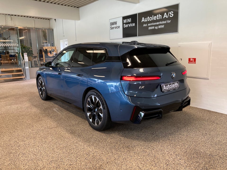 BMW iX xDrive45 M-Sport 5d