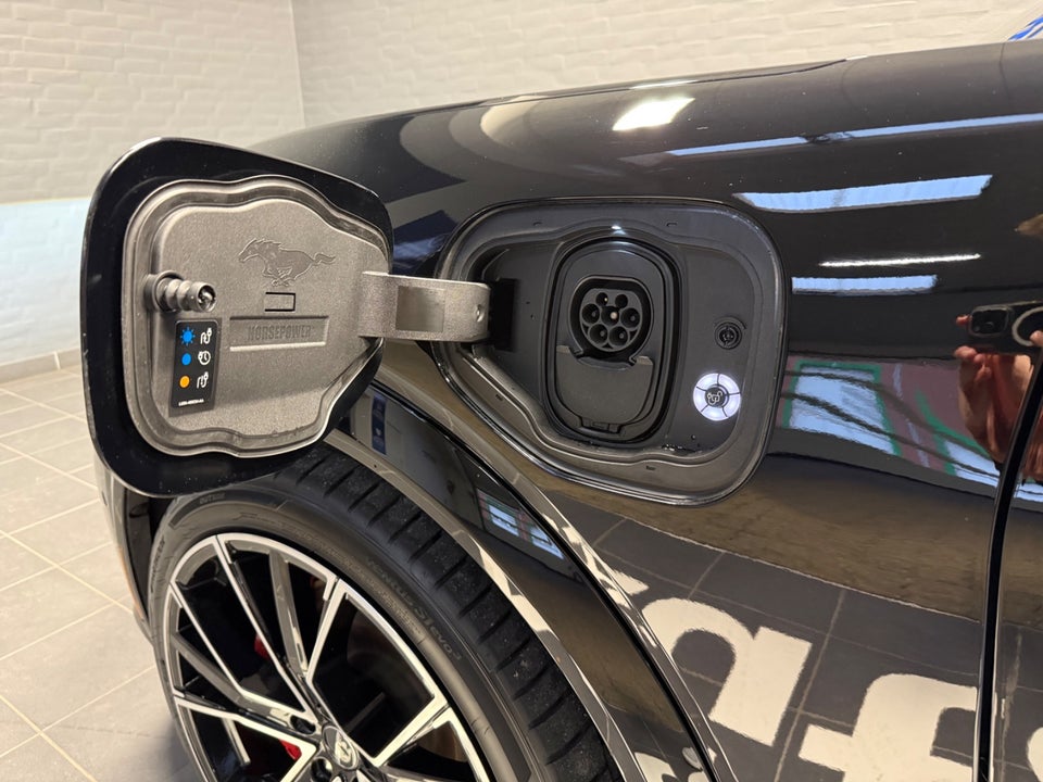 Ford Mustang Mach-E 98 Extended Range AWD 5d