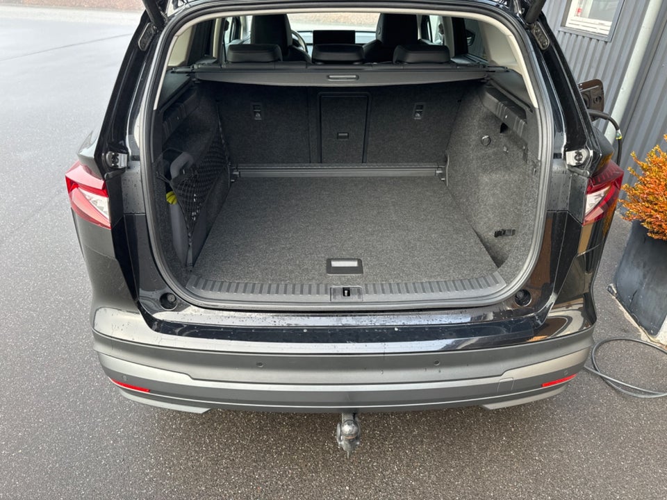 Skoda Enyaq 80X iV Suite 5d