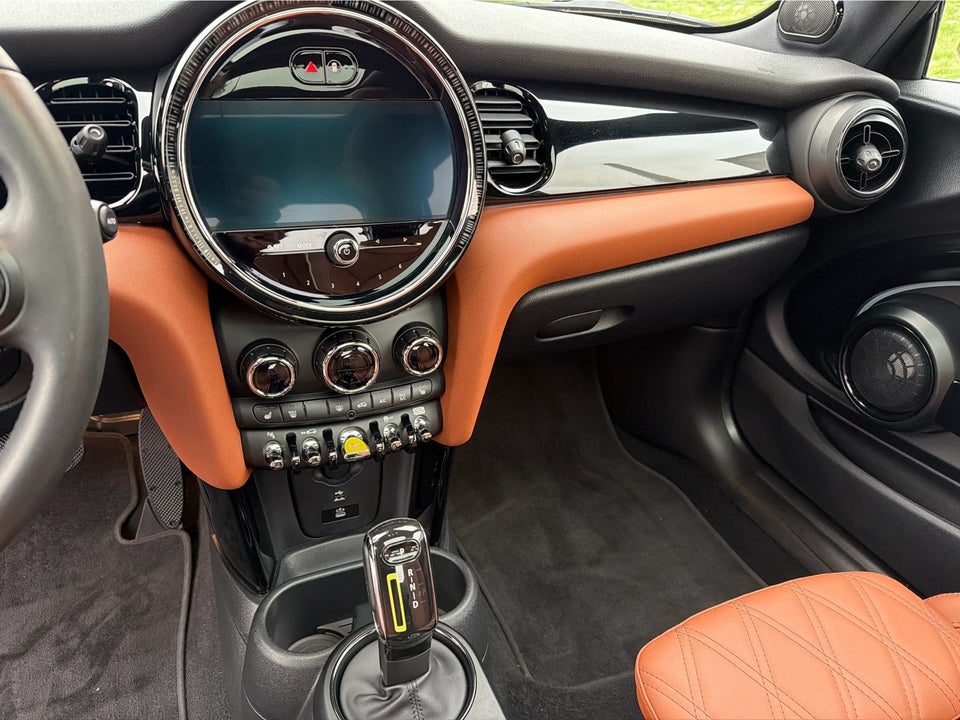 MINI Cooper SE Yours Trim 3d