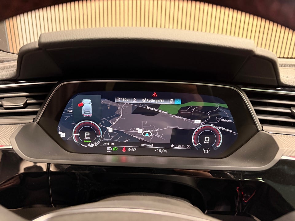 Audi Q8 e-tron 55 S-line Black Edition Sportback quattro 5d