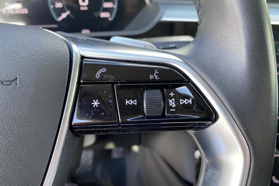 Audi e-tron 50 quattro 5d