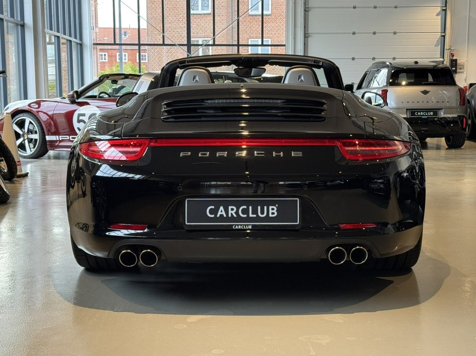 Porsche 911 Carrera 4S 3,8 Cabriolet PDK 2d