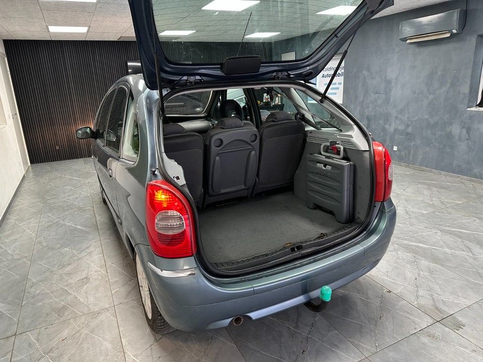 Citroën Xsara Picasso 2,0i  5d