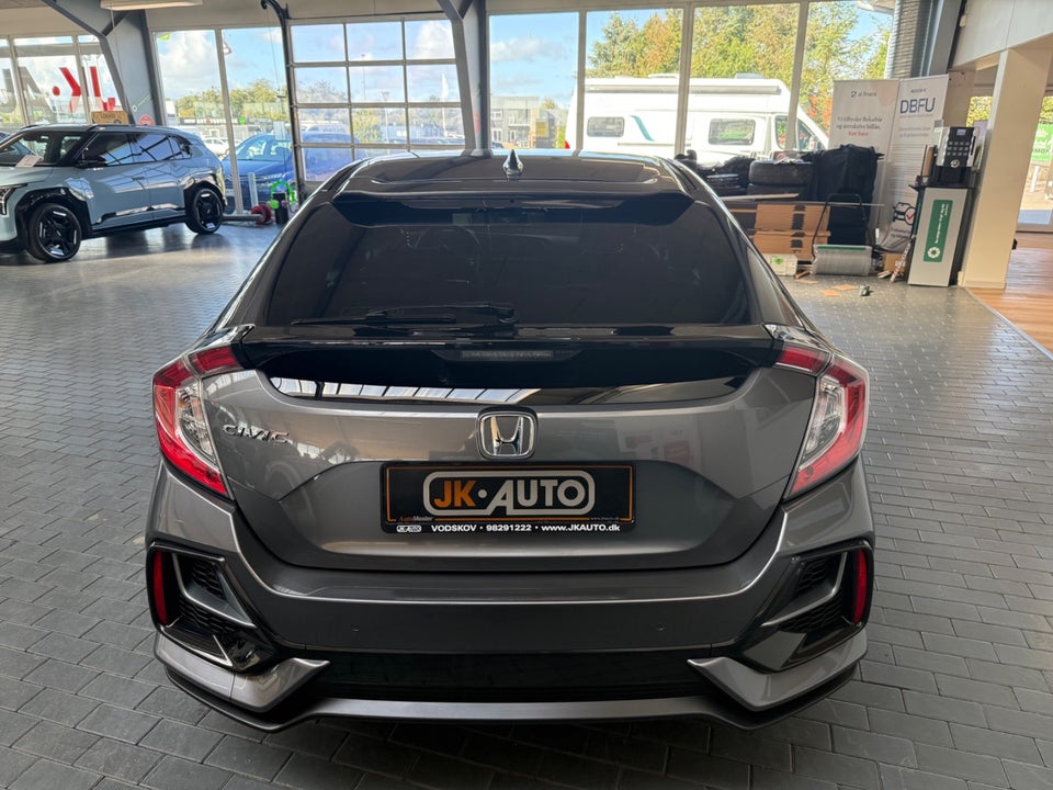 Honda Civic 1,0 VTEC Turbo Elegance CVT 5d