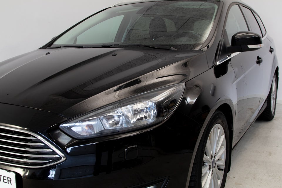 Ford Focus 1,5 TDCi 120 Titanium stc. 5d