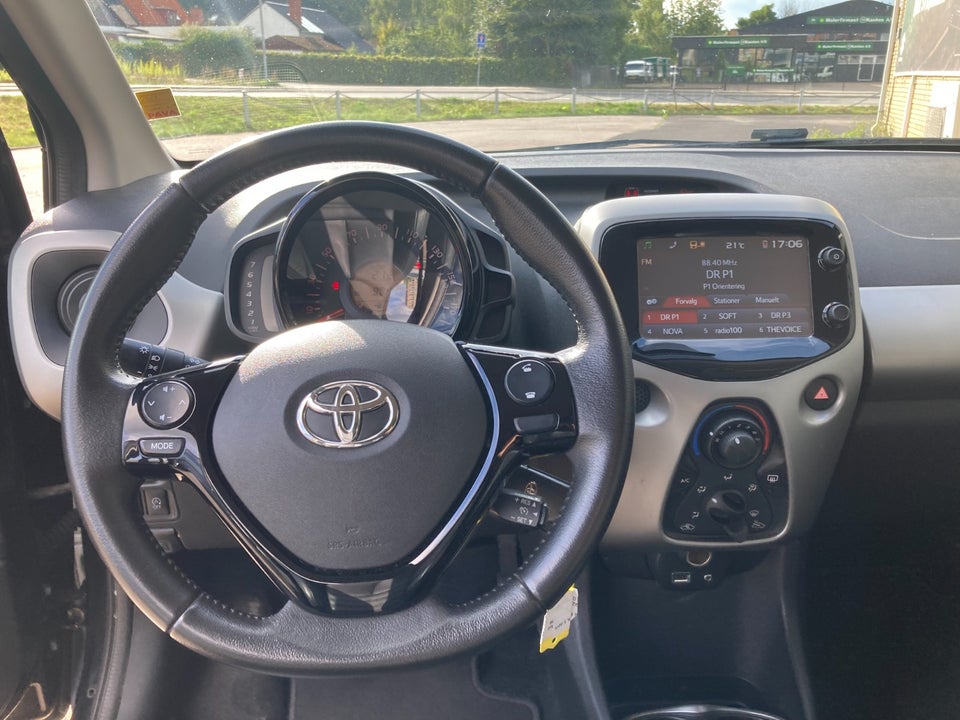 Toyota Aygo 1,0 VVT-i x-black II 5d
