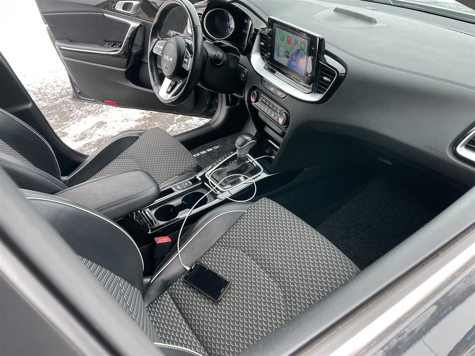 Kia Ceed 1,6 PHEV Upgrade SW DCT 5d