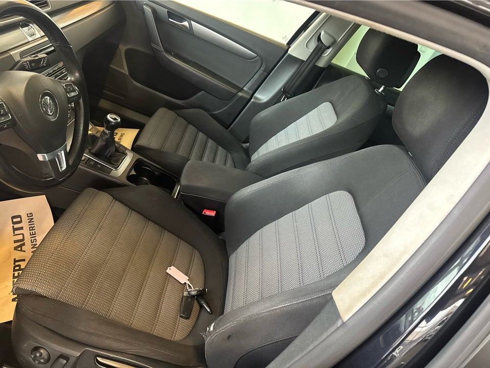 VW Passat 2,0 TDi 140 Comfortline Variant BMT 5d