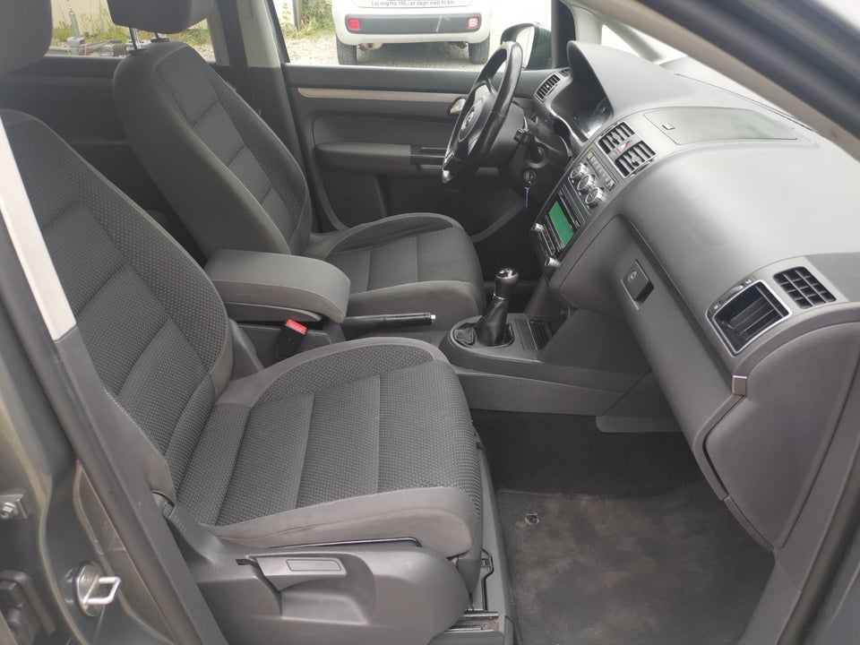 VW Touran 1,4 TSi 140 Comfortline 7prs 5d