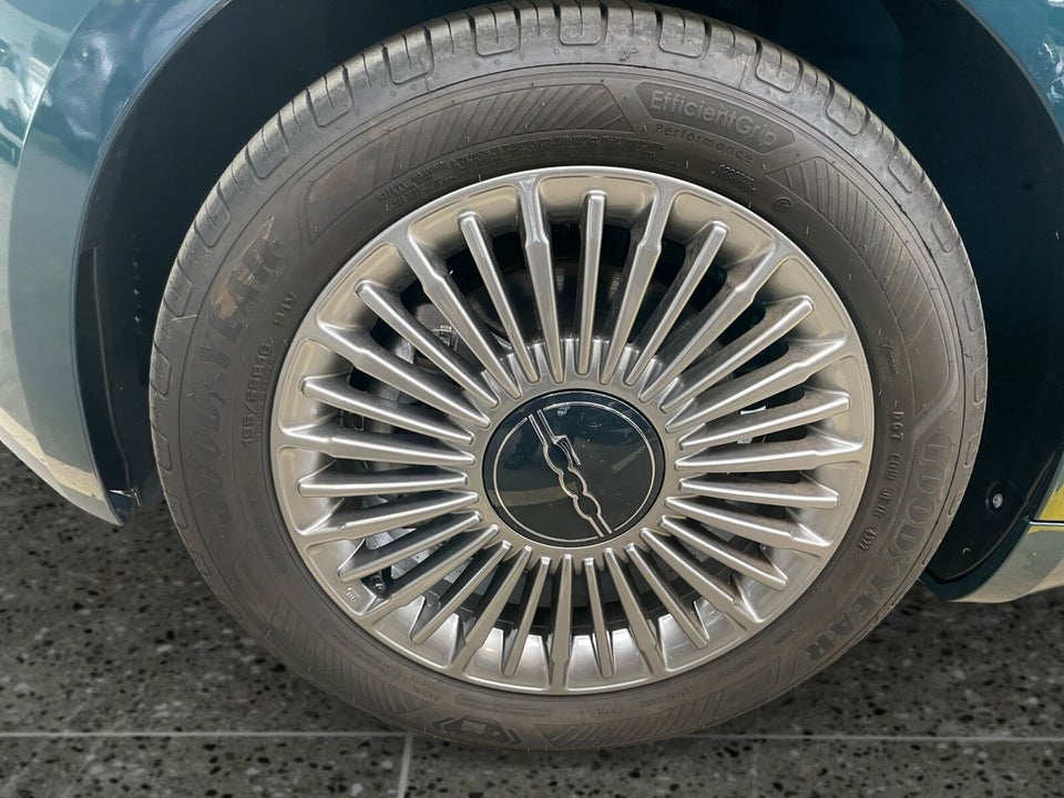 Fiat 500e 42 Icon Cabrio 2d