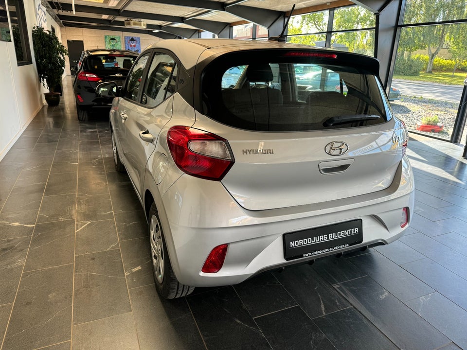 Hyundai i10 1,0 MPi Essential Komfort 5d