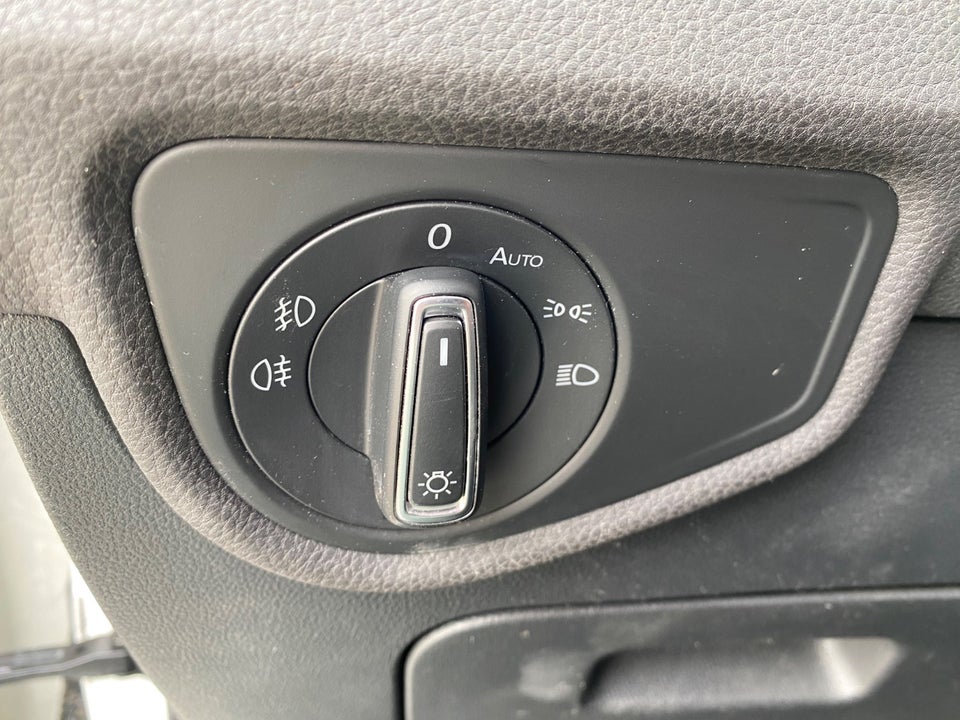 VW Touran 2,0 TDi 115 Comfortline DSG Van 5d