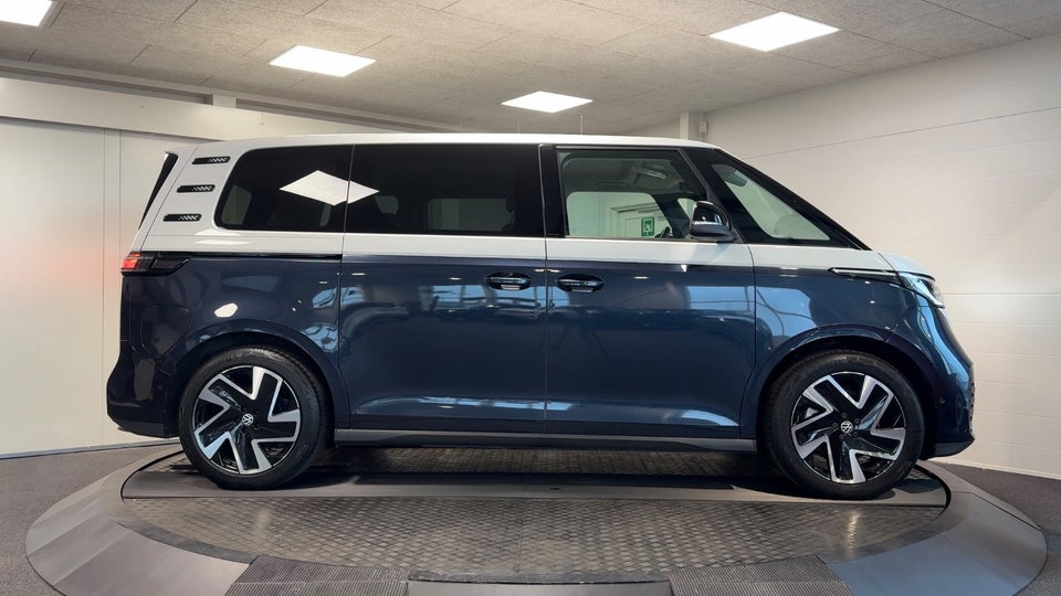 VW ID.Buzz 77 Pro SWB 5d