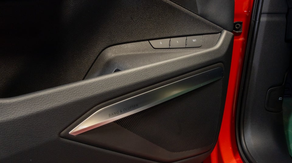 Audi e-tron 55 S-line quattro 5d