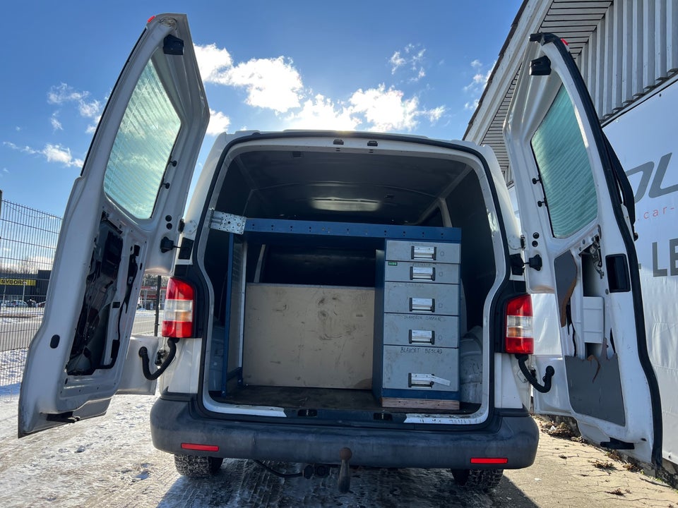 VW Transporter 2,0 TDi 140 Kombi kort 4d