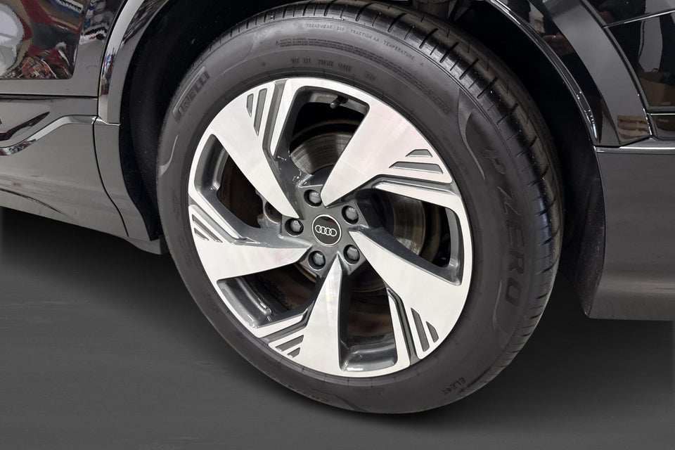 Audi Q6 e-tron Ultra 5d