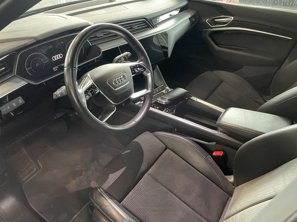 Audi e-tron 50 S-line quattro 5d