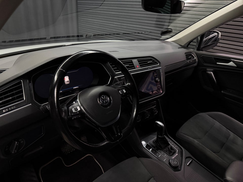 VW Tiguan 2,0 TDi 150 R-line DSG 4Motion 5d