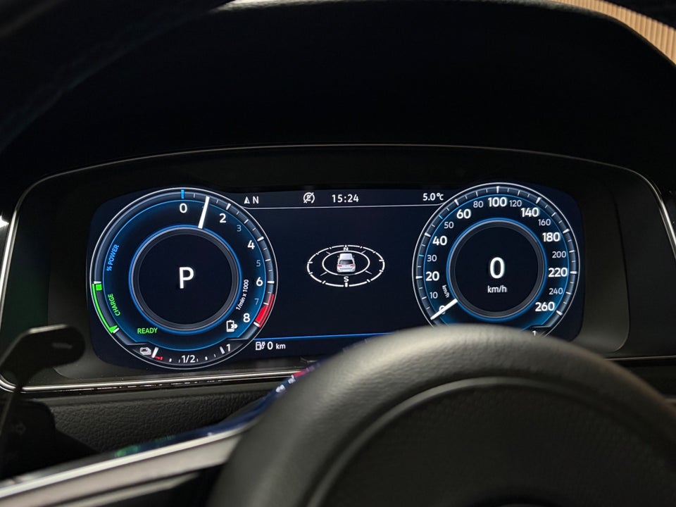 VW Golf VII 1,4 GTE DSG 5d