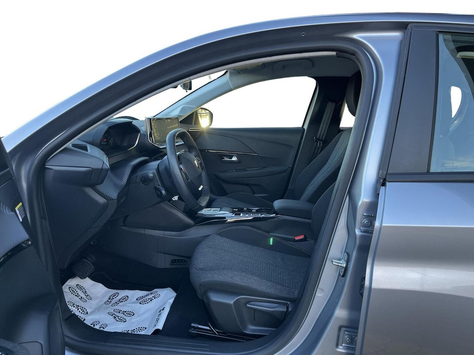 Peugeot e-208 50 Style 5d