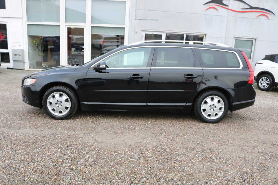 Volvo V70 2,4 D5 205 aut. 5d