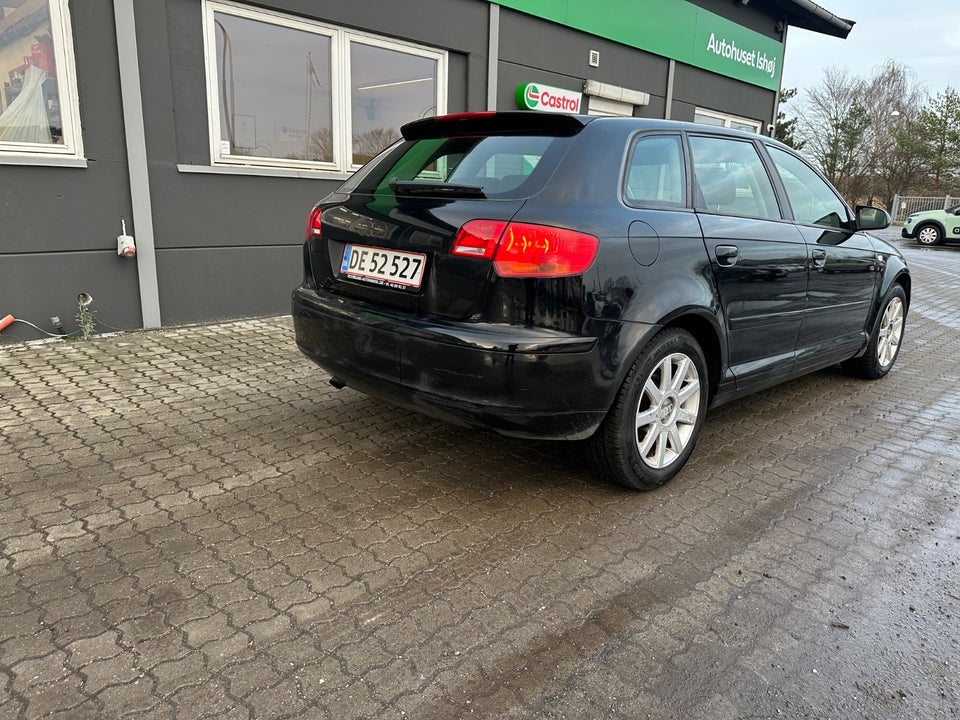 Audi A3 1,6 Ambiente 3d