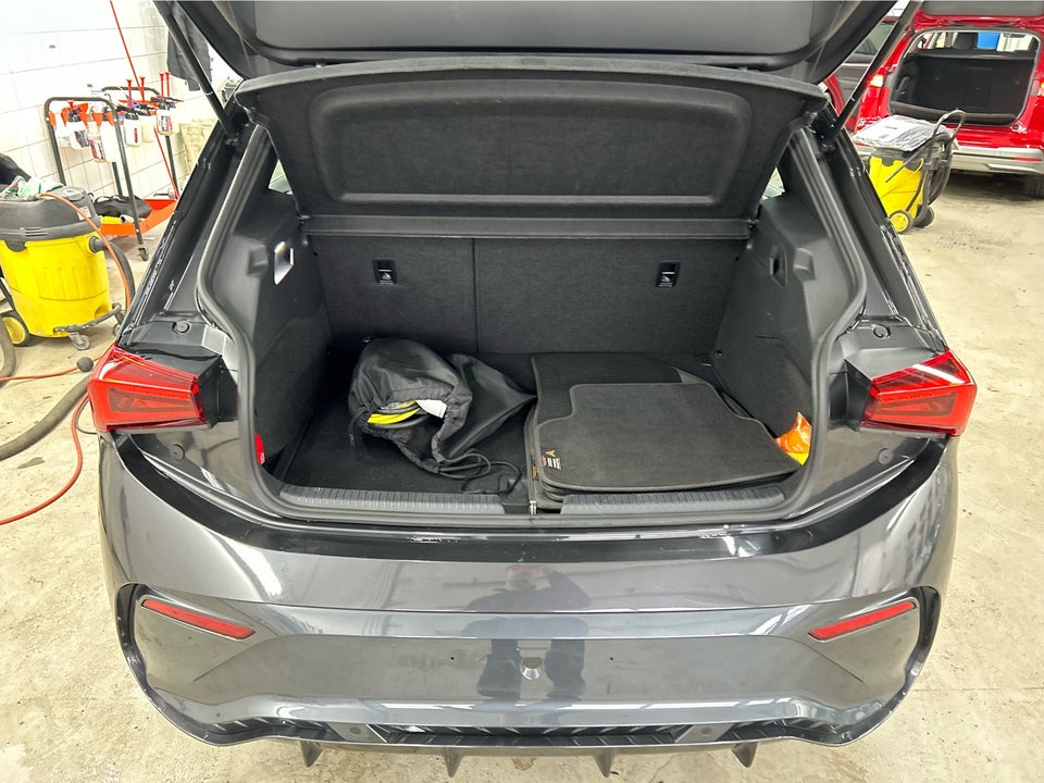 Cupra Born 58 High 5d