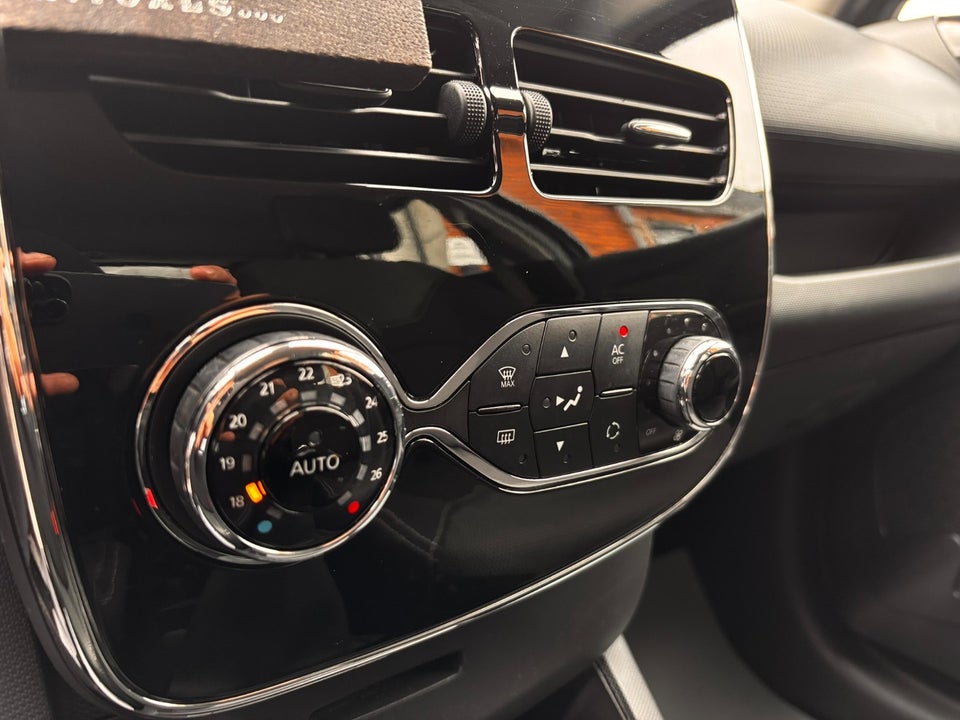 Renault Clio IV 0,9 TCe 90 Expression 5d