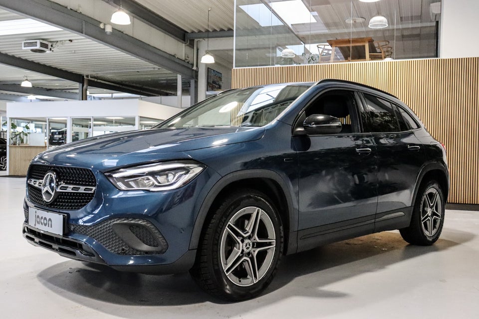 Mercedes GLA250 e 1,3 Progressive aut. 5d