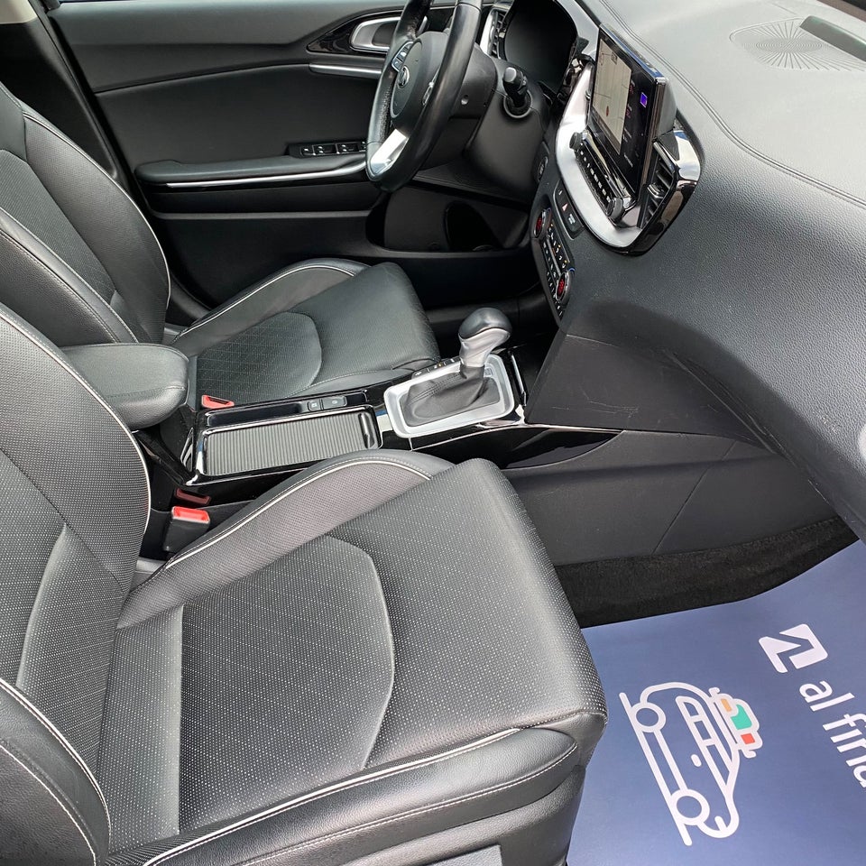 Kia Ceed 1,6 PHEV Upgrade SW DCT 5d