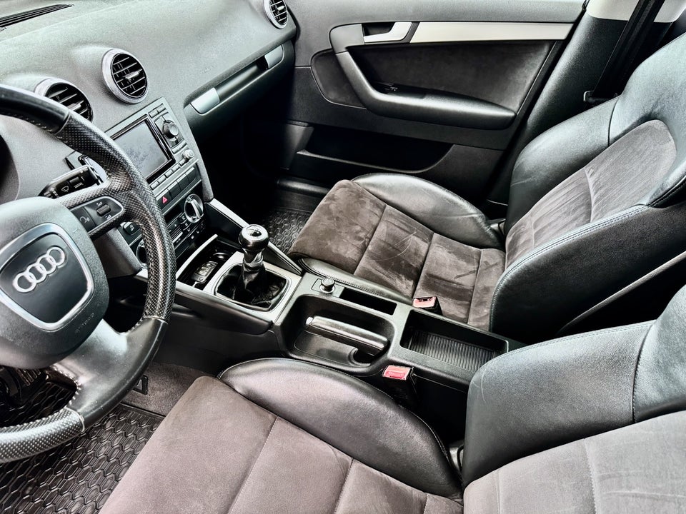 Audi A3 2,0 TDi 140 Ambition Sportback 5d