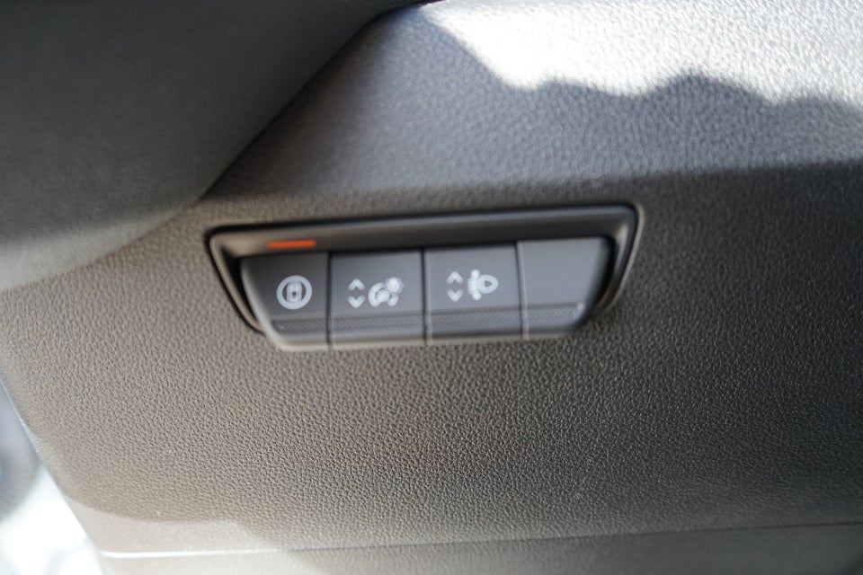 Renault Master V T33 2,0 dCi 130 L2H2 Kassevogn Tekno