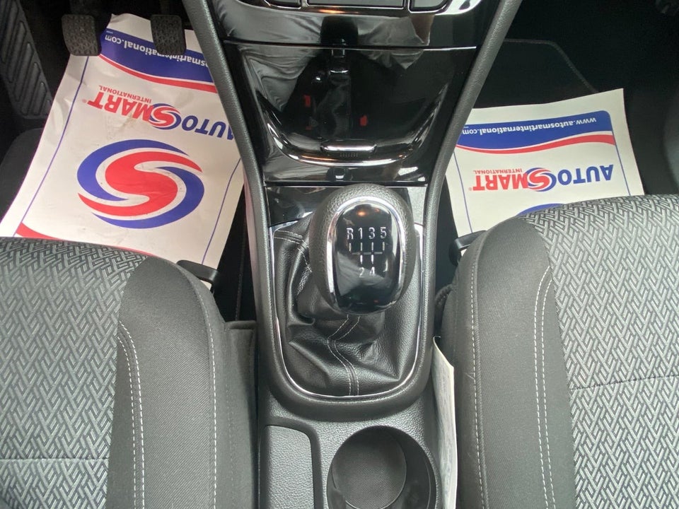 Opel Mokka X 1,6 Essentia 5d