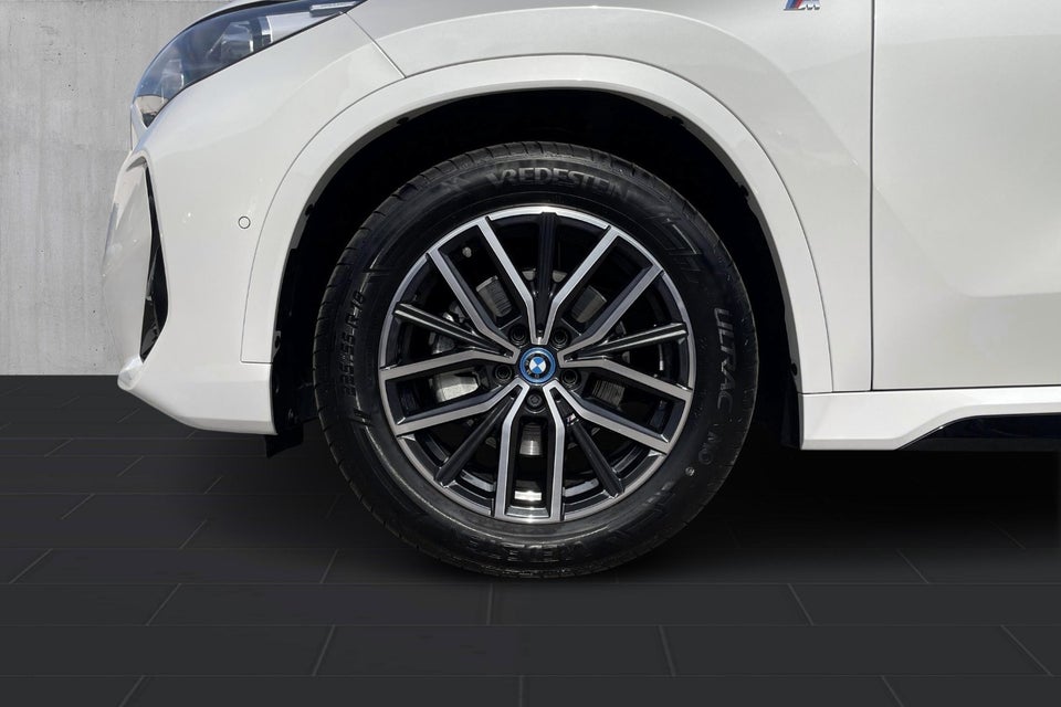 BMW iX1 eDrive20 M-Sport 5d