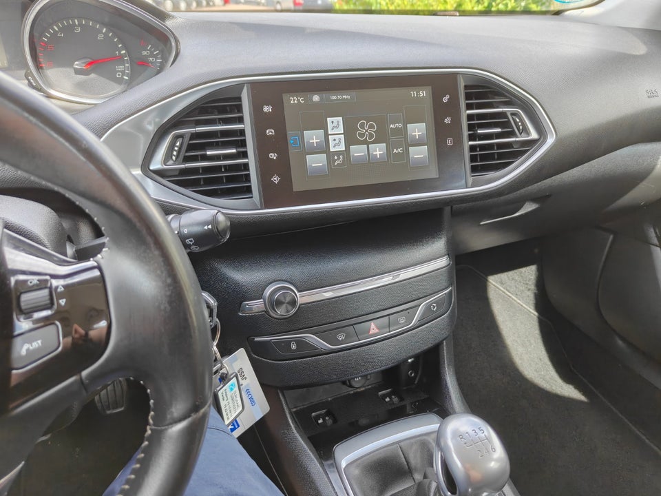 Peugeot 308 1,6 BlueHDi 120 Active SW 5d