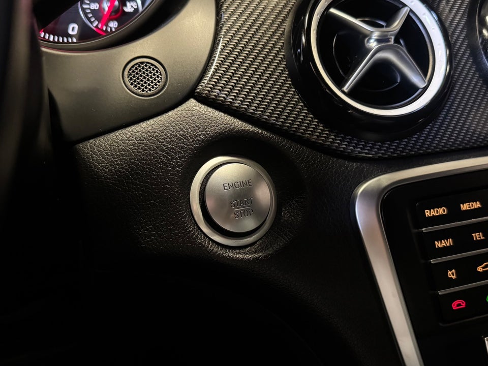 Mercedes CLA200 1,6 AMG Line Coupé 4d